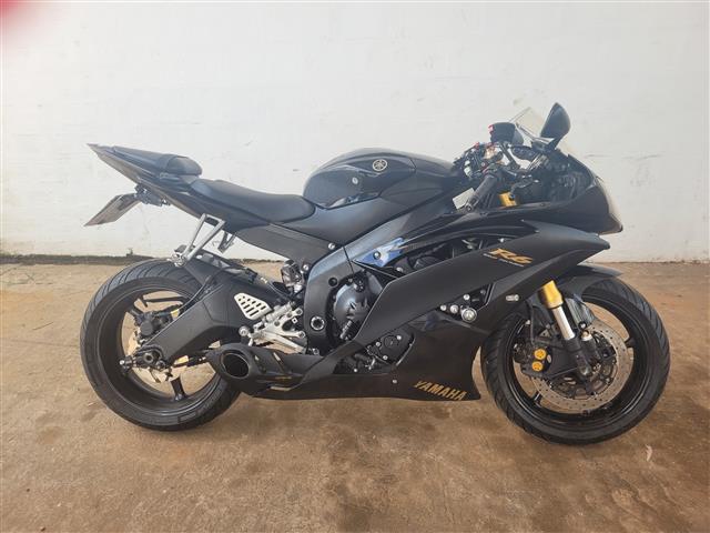 YAMAHA YZF R6