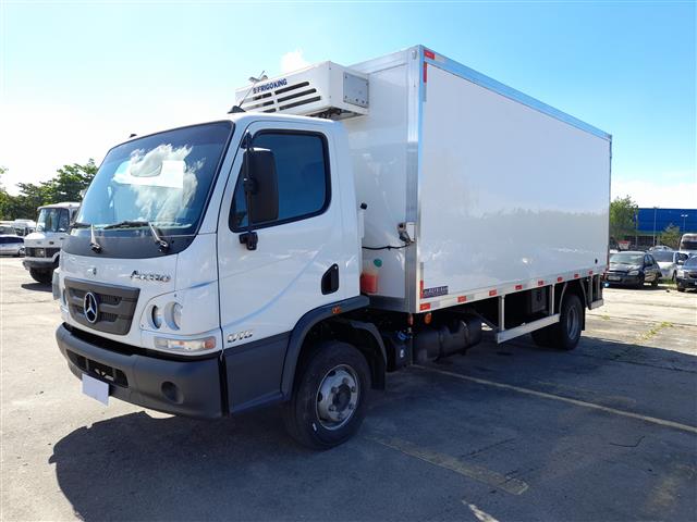 MERCEDES-BENZ Accelo 815 2p (diesel) (E5)