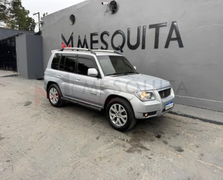 MITSUBISHI PAJERO TR4 4X4 AT