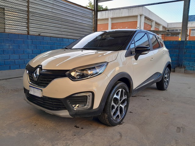 RENAULT CAPTUR Intense 1.6 16V Flex 5p Aut.